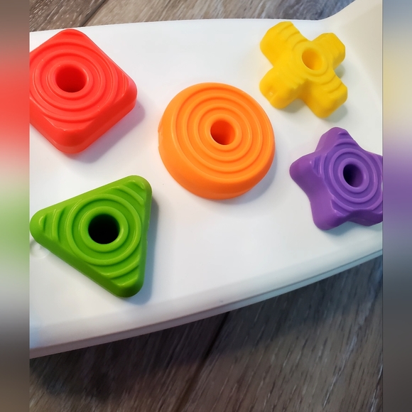 Fisher Price baby and toddlers Tap and Turn tool bench set - Picture 7 of 10